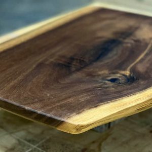 Live Edge Walnut - Cutting/Serving Board - 001